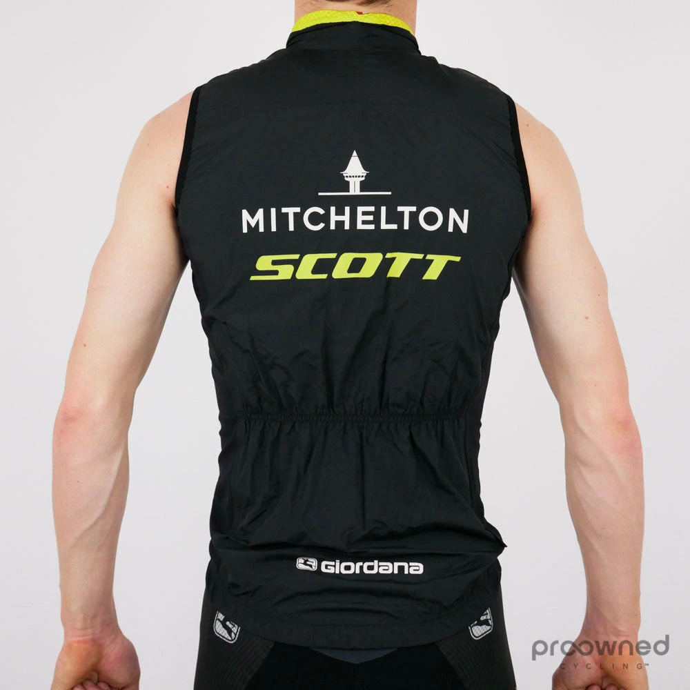 Giordana Monsoon Lyte Rain Vest - Mitchelton-Scott 4 Giordana Monsoon Lyte Rain Vest - Mitchelton-Scott - Billede 2