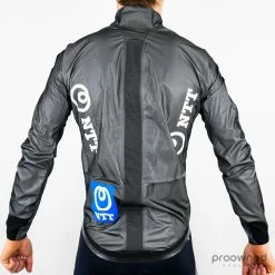 Assos Equipe RS Schlosshund Rain Jacket - Team NTT 8 Assos Equipe RS Schlosshund Rain Jacket - Team NTT -Giordana Salg P1660338