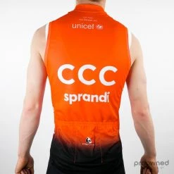 Etxeondo Soigneur Vest - Team CCC -Giordana Salg P1690805 5b41242d cd87 4959 a121 5278fb13425c
